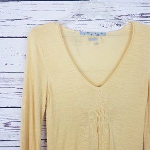 Athleta Vneck LS